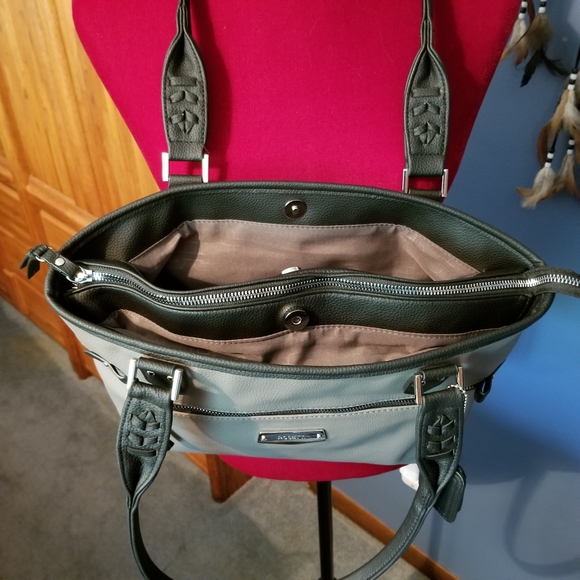 Rosetti handbag Never Used - Picture 2 of 3